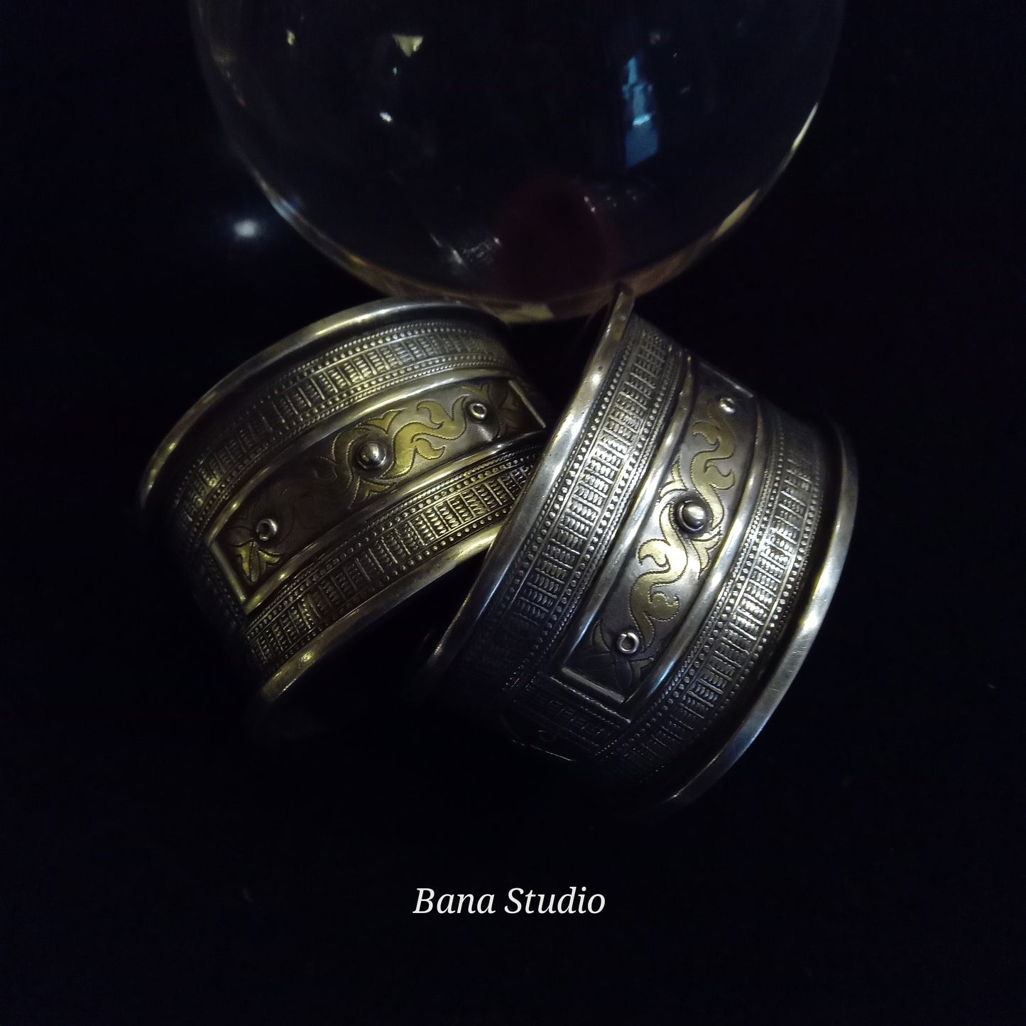 जनजातीय सिल कंगन