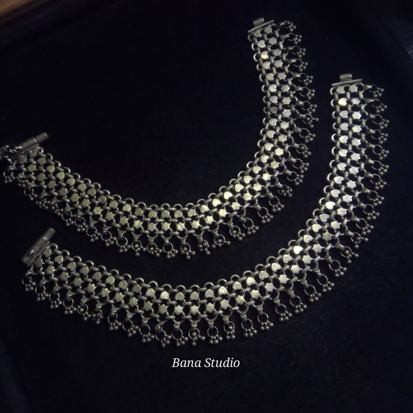 Paan Payezeb Anklets