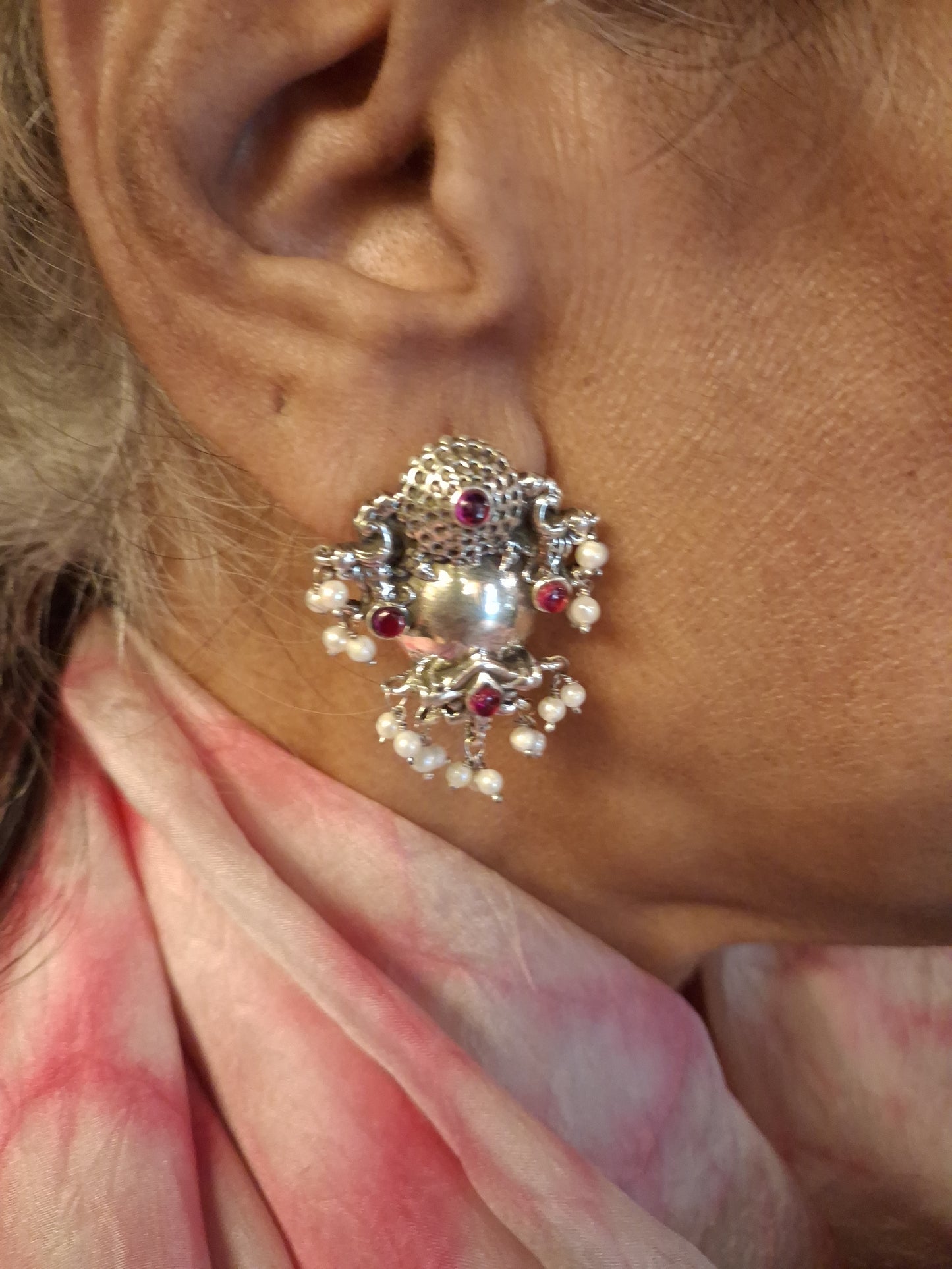 Gili Ole Earrings