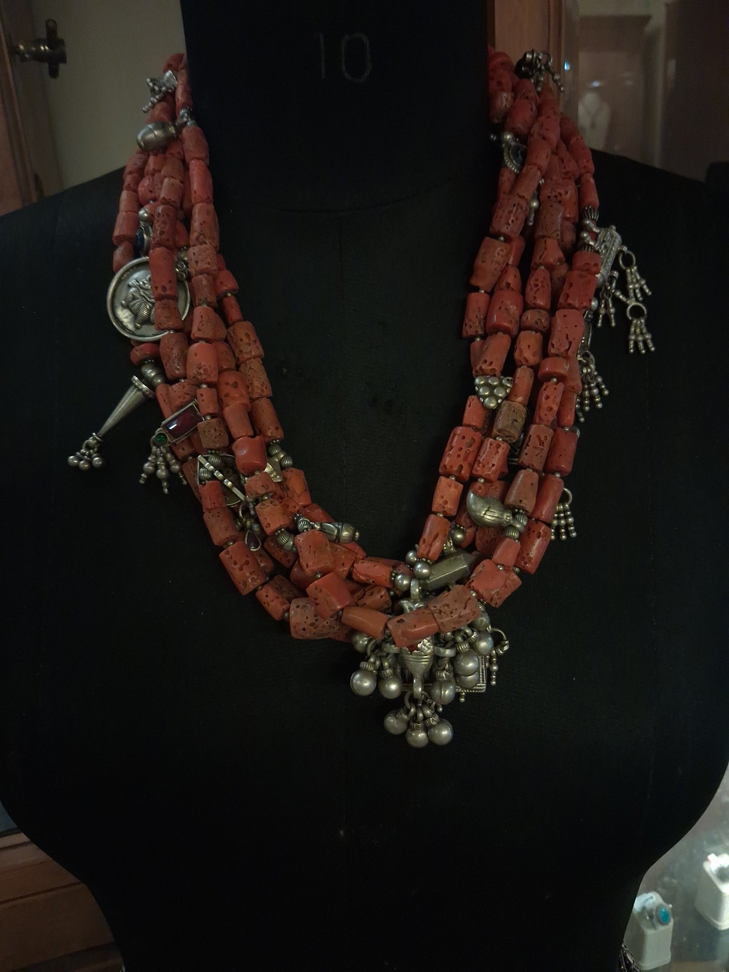 Coral Bonda Necklace