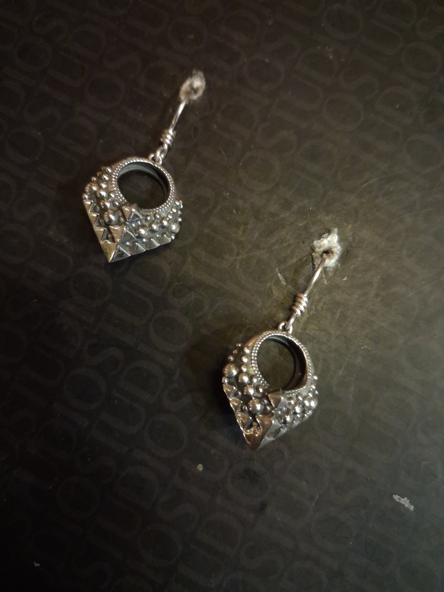 Ananthamudhichu Earrings