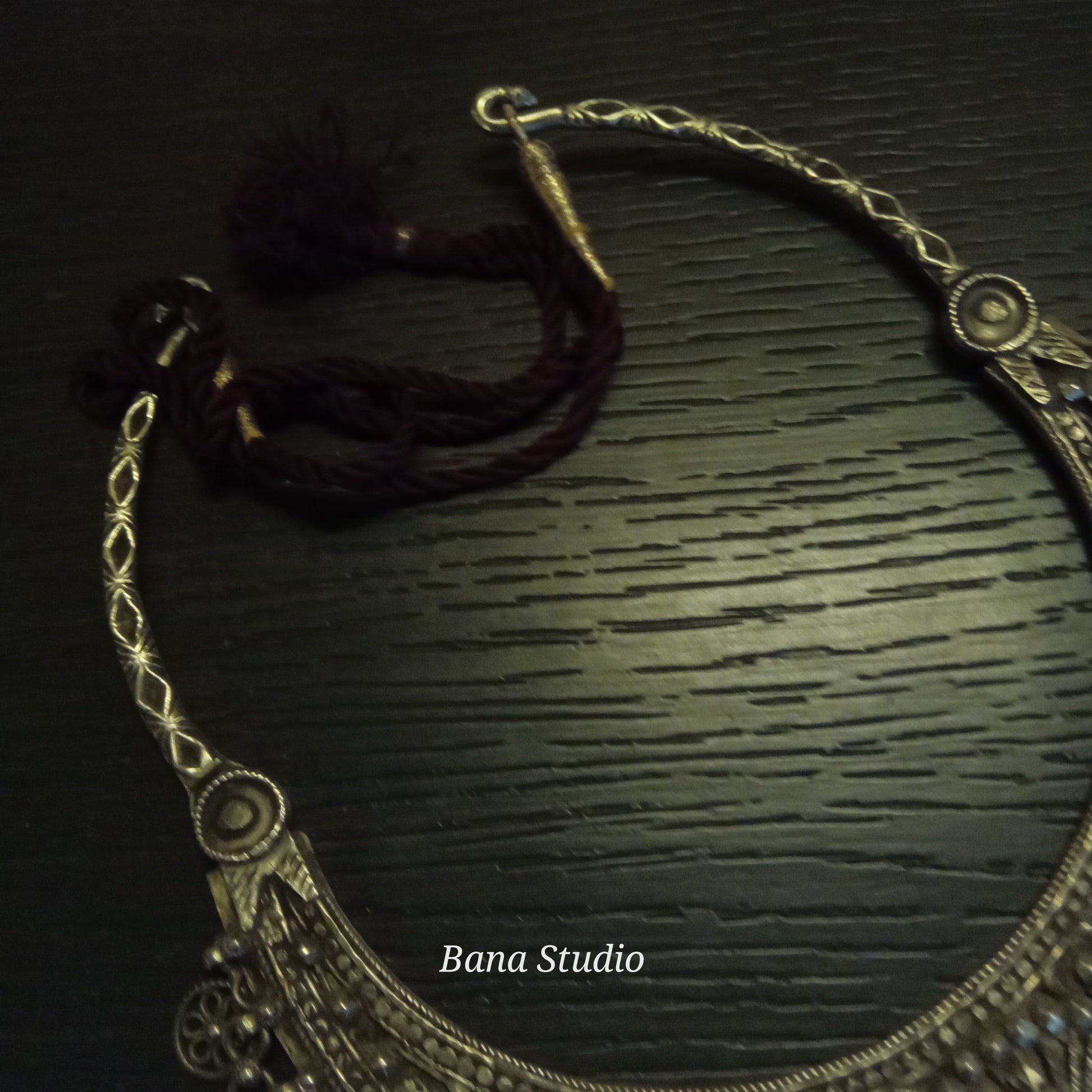 Awadh Sil Hasli Bana Studio
