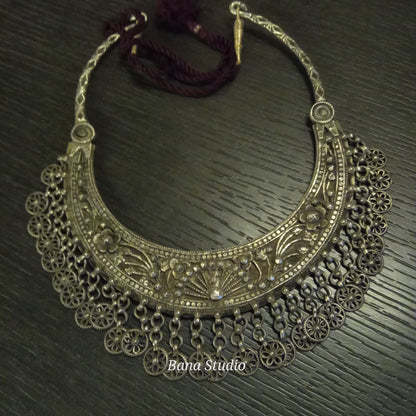Awadh Sil Hasli Bana Studio