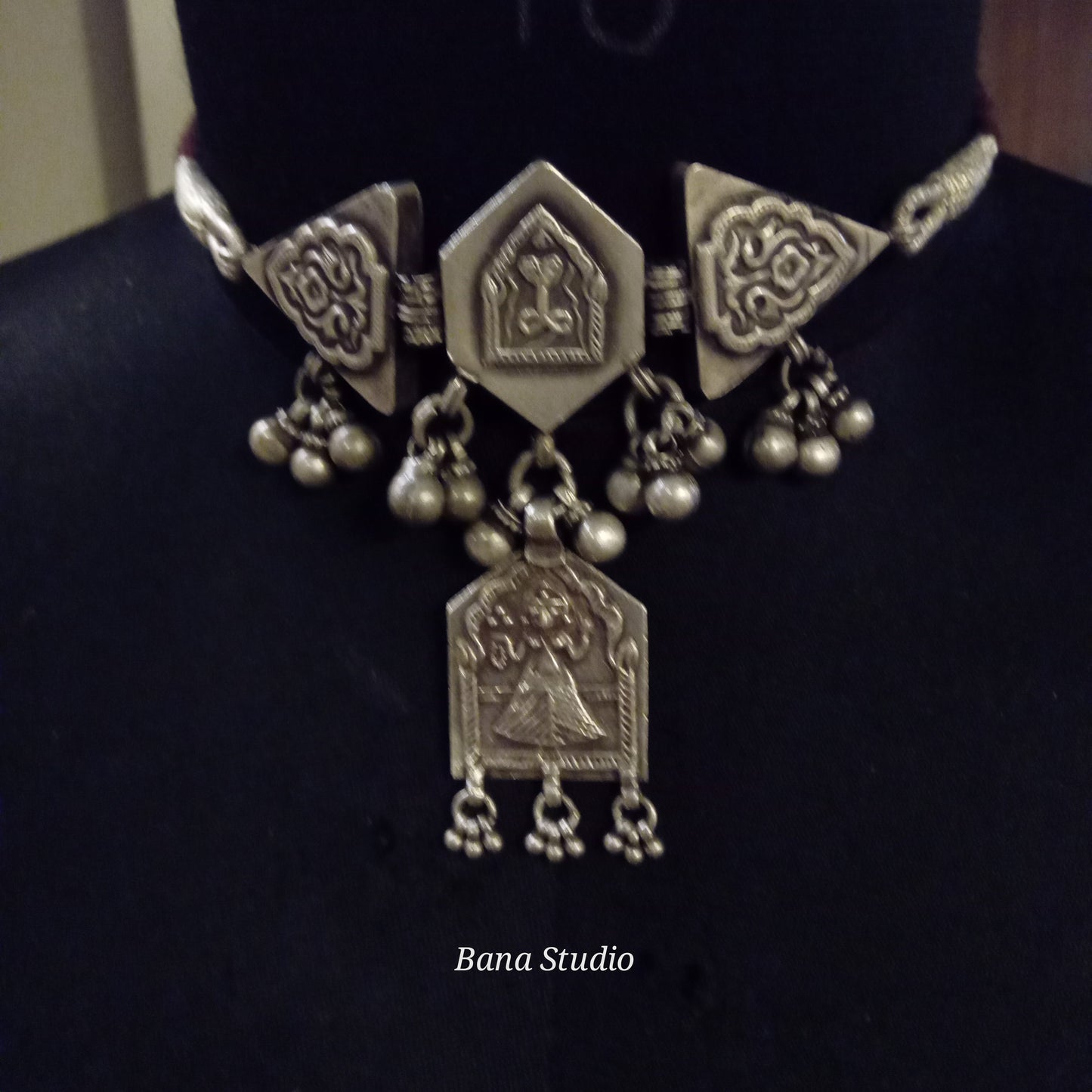 Amulet Choker