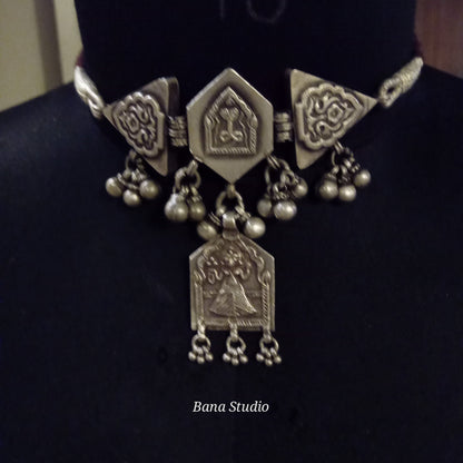 Amulet Choker