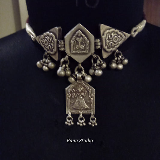 Amulet Choker