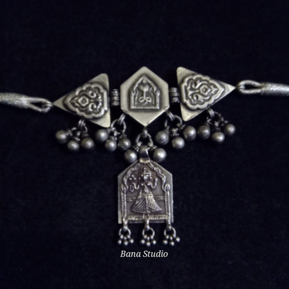 Amulet Choker