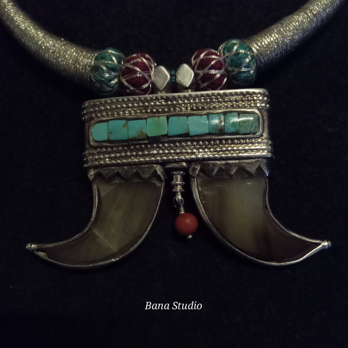 Baghnakha Pendant