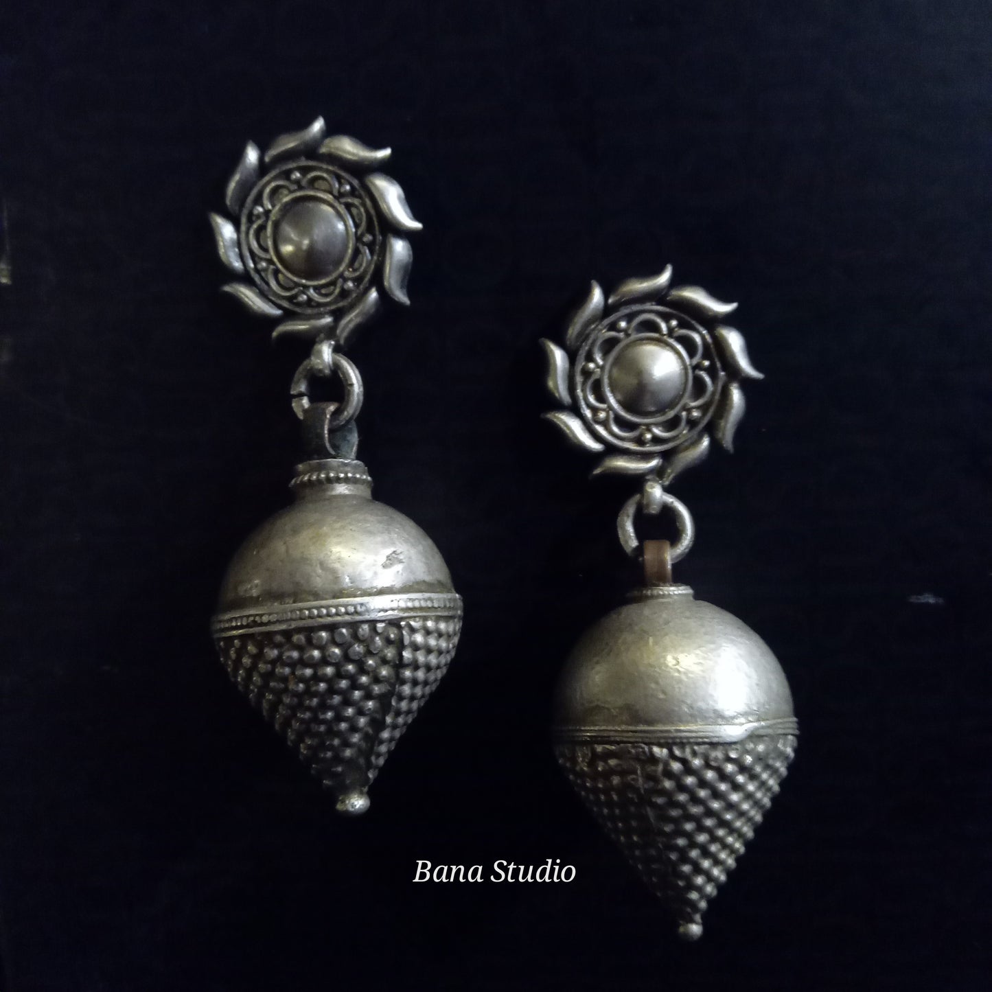 Rakhdi Earrings