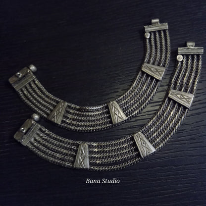 Malwa Payezeb Anklets