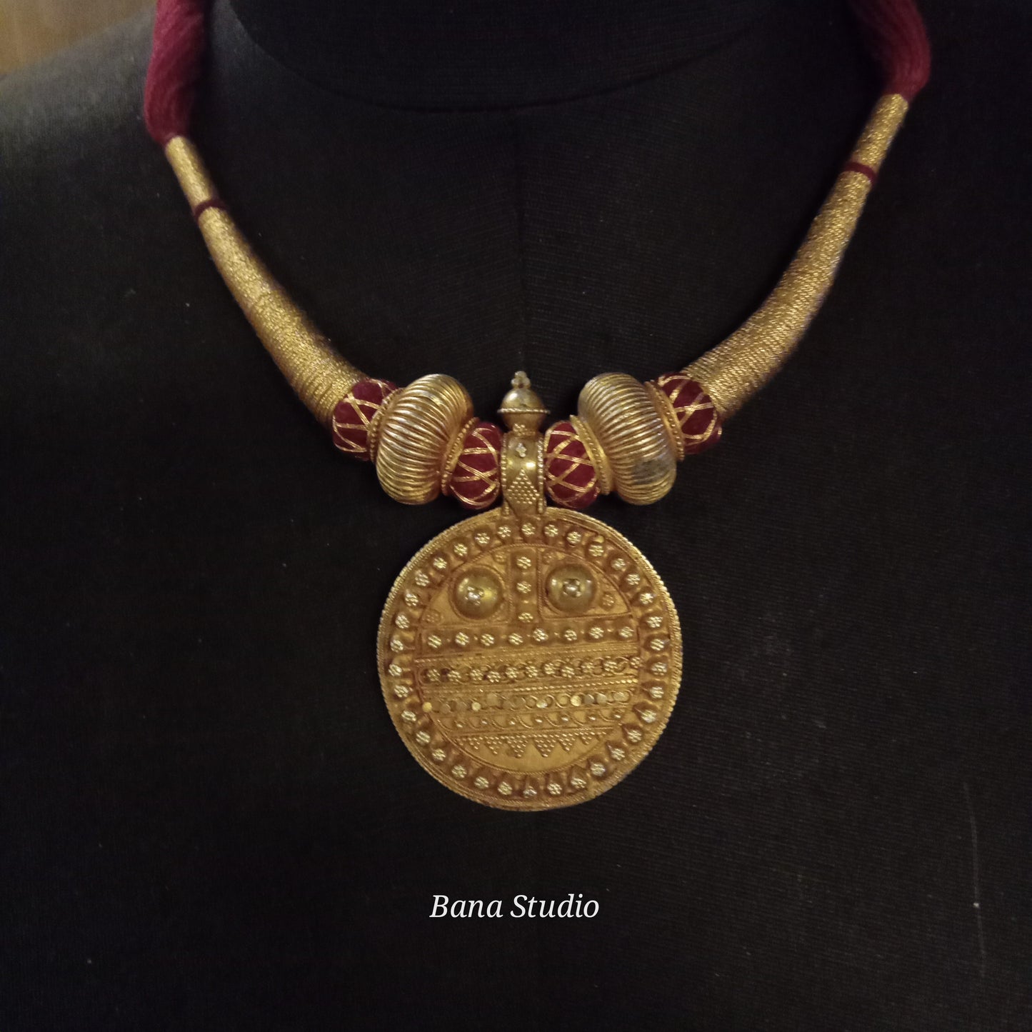 Mata Pendant