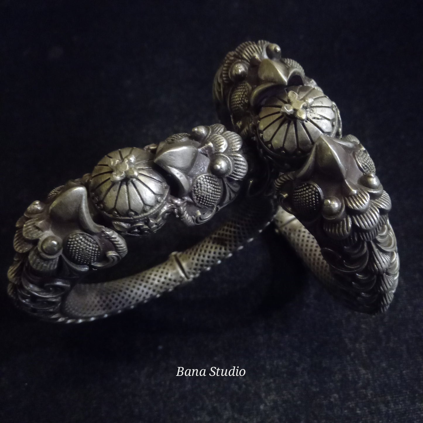 Makra head Bracelet
