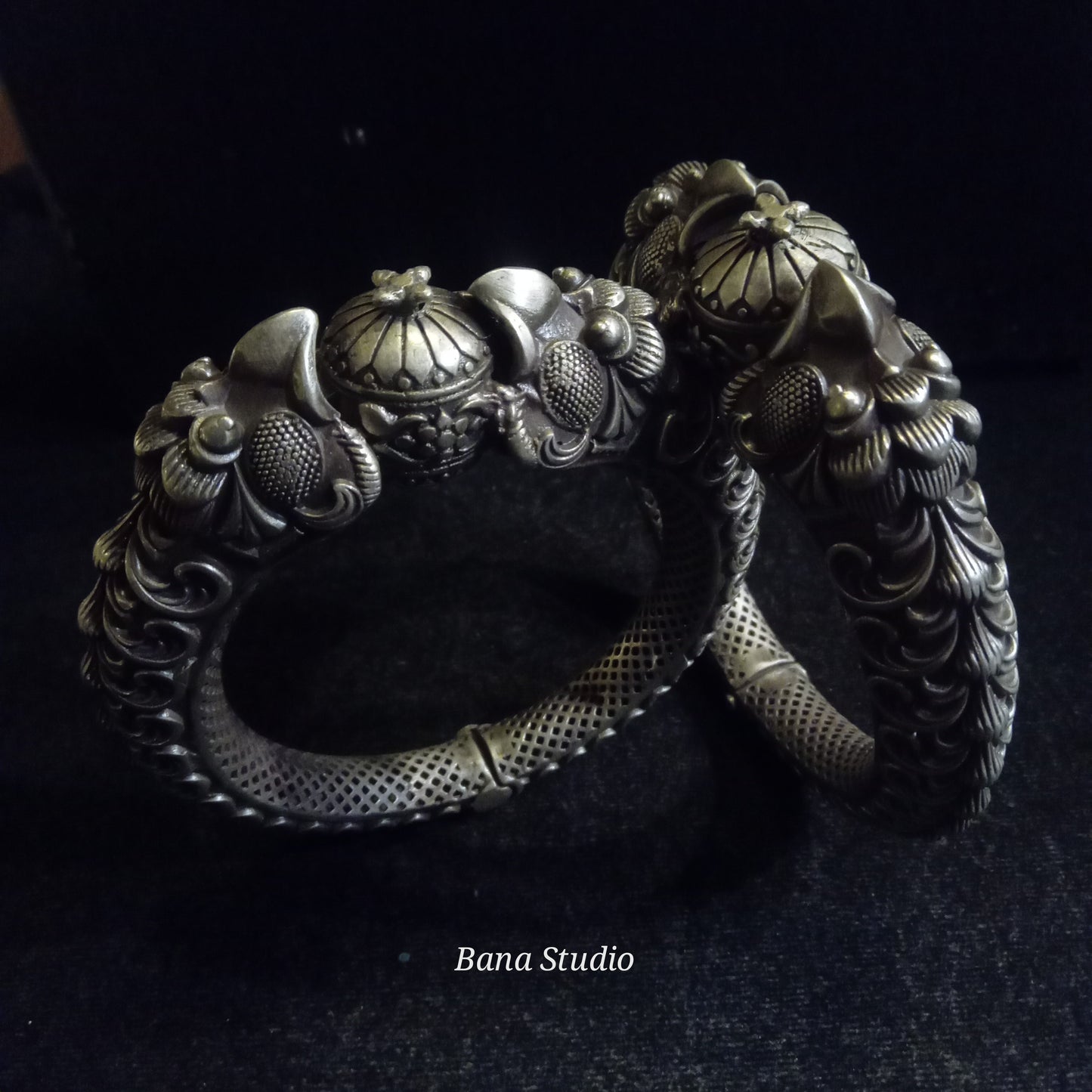 Makra head Bracelet
