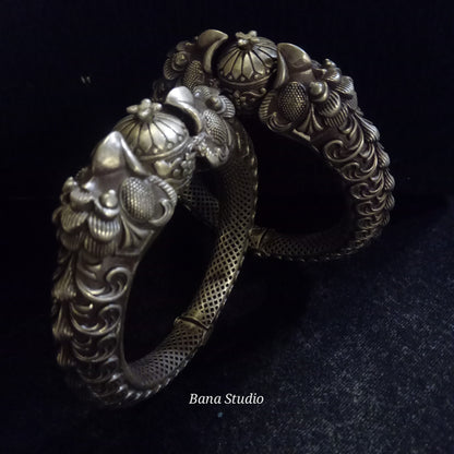 Makra head Bracelet