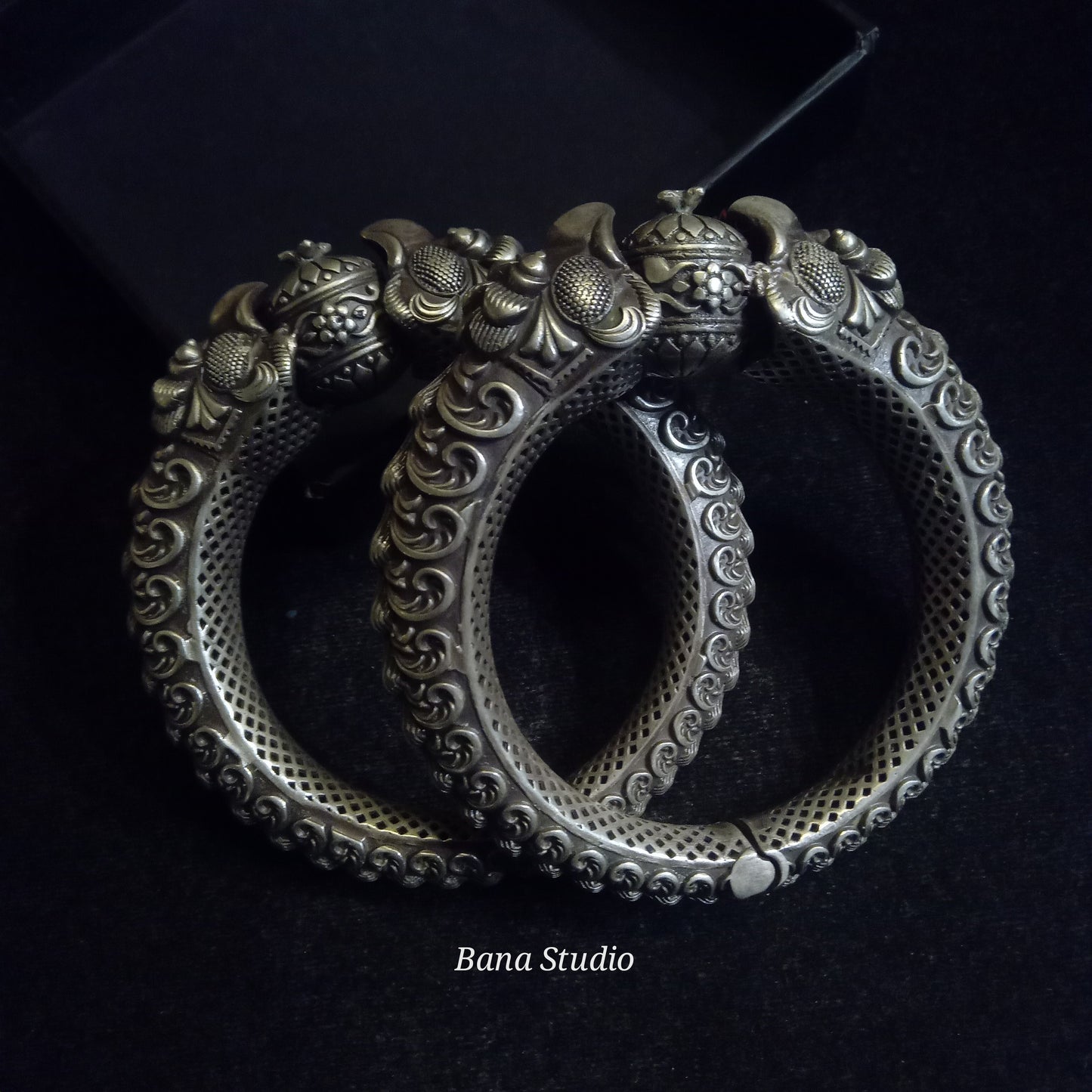 Makra head Bracelet