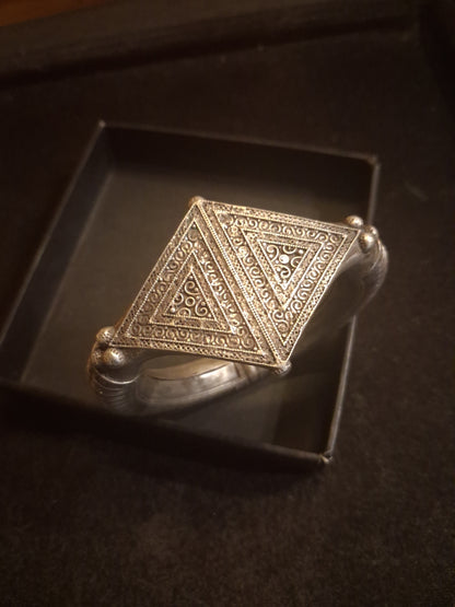 Katli Bracelet