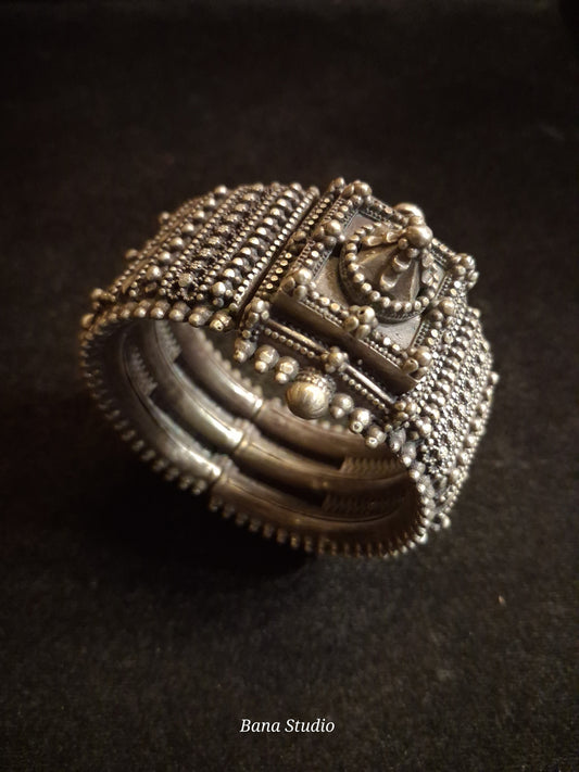 Shikhar Bracelet