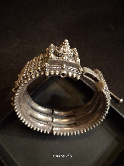 Shikhar Bracelet