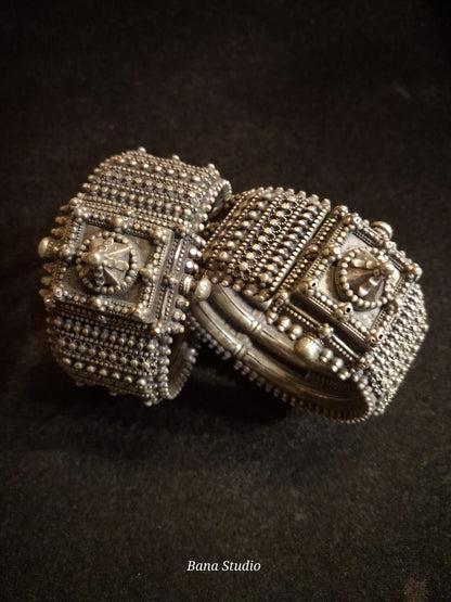 Shikhar Bracelet