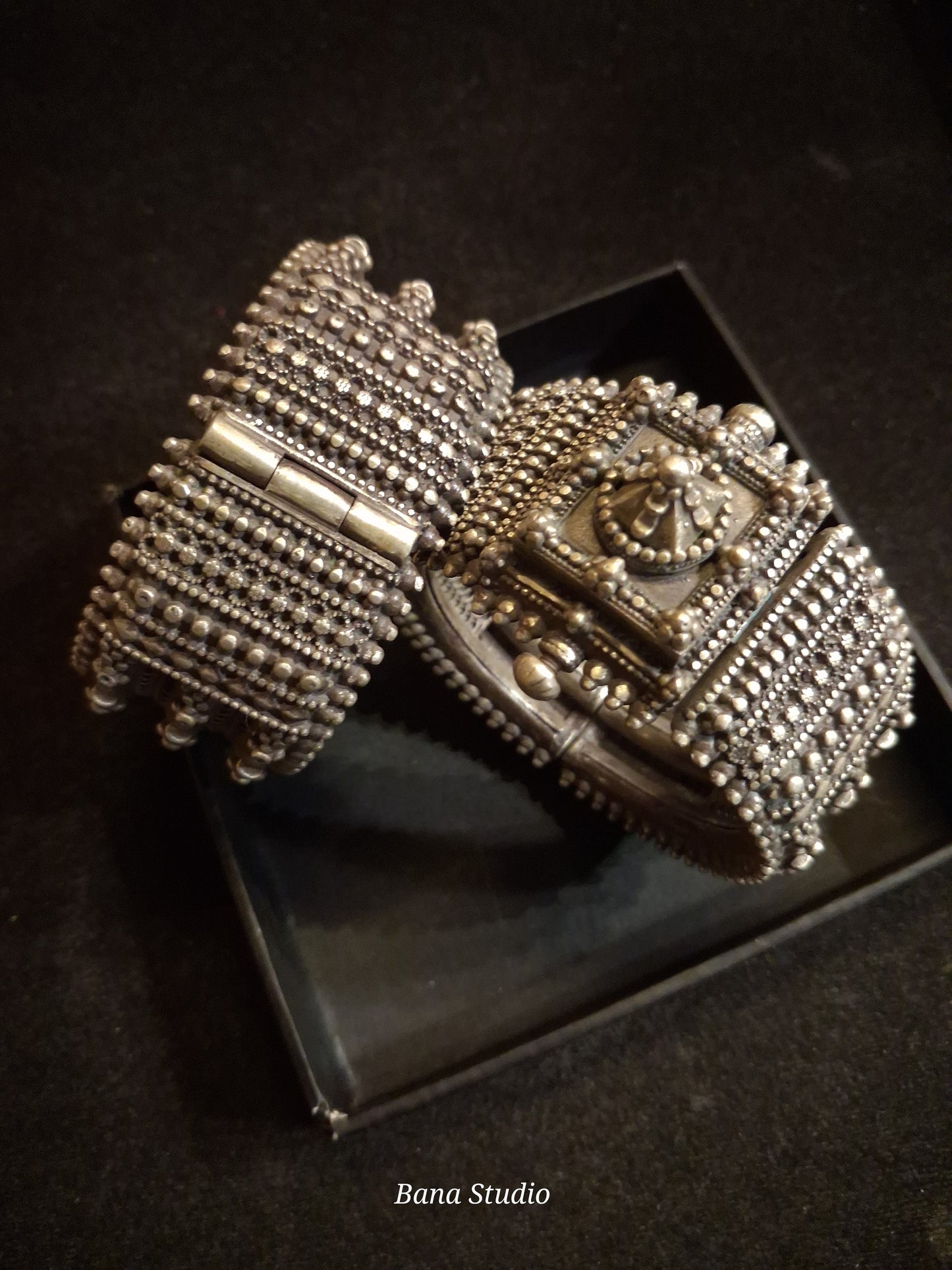 Shikhar Bracelet