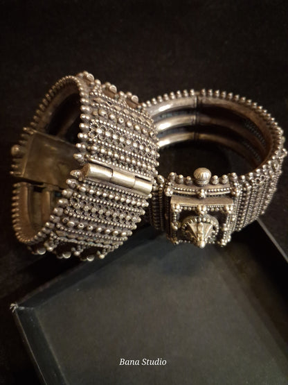 Shikhar Bracelet