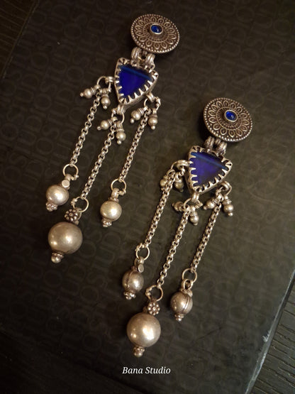 Danglers
