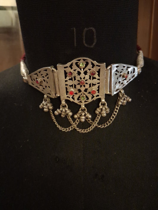 Jali Choker