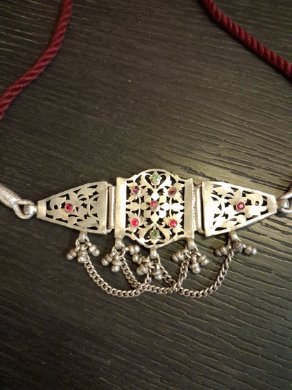 Jali Choker