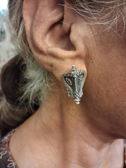 Nagavadura Earrings