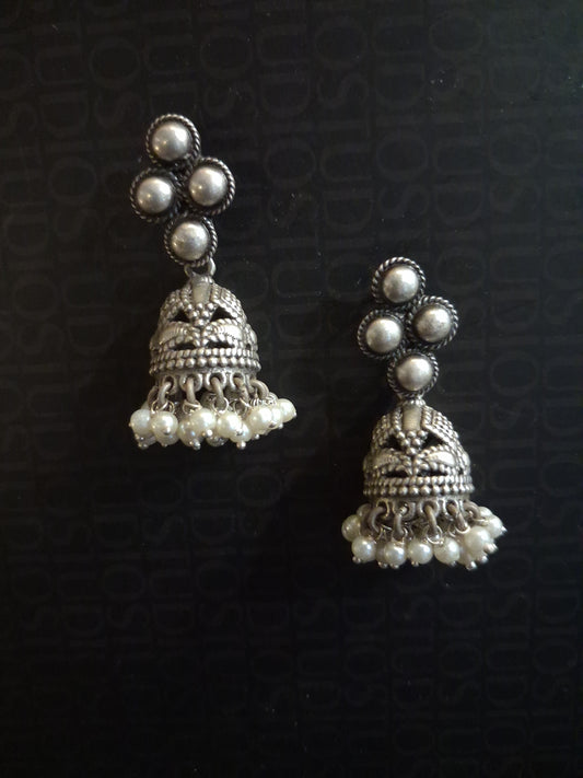 Moti Jhumki