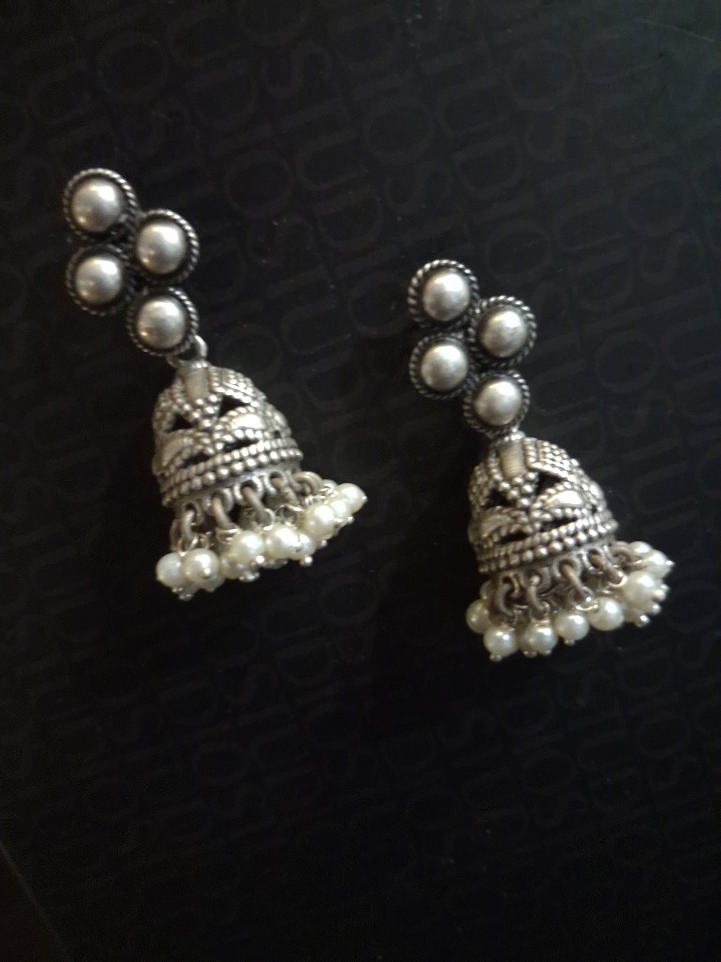 Moti Jhumki