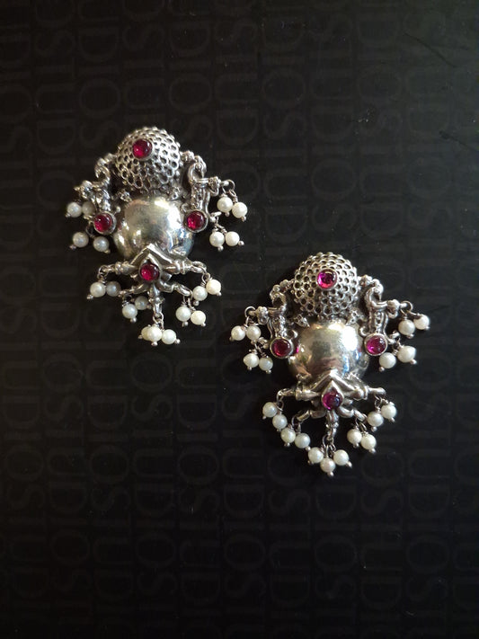 Gili Ole Earrings