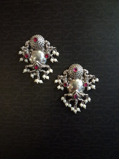Gili Ole Earrings