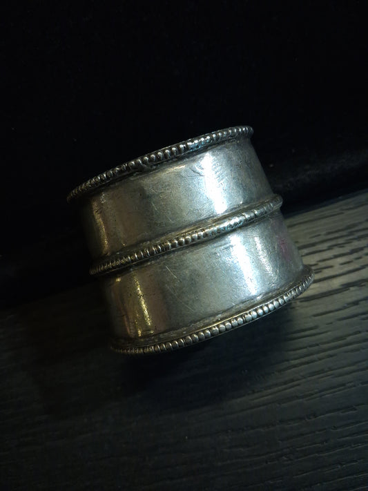 Gujarat cuff