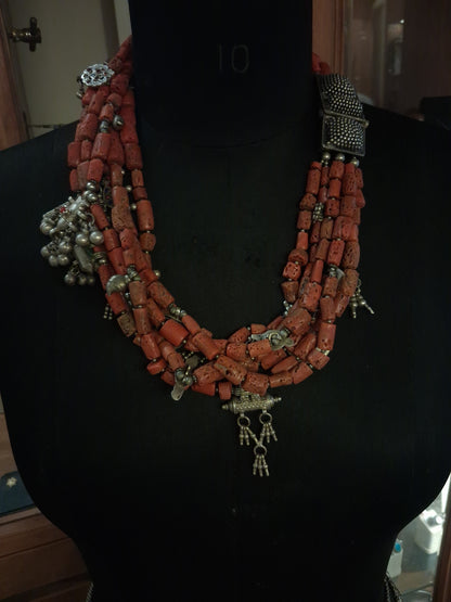 Coral Bonda Necklace