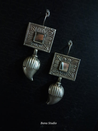 Amia Earrings