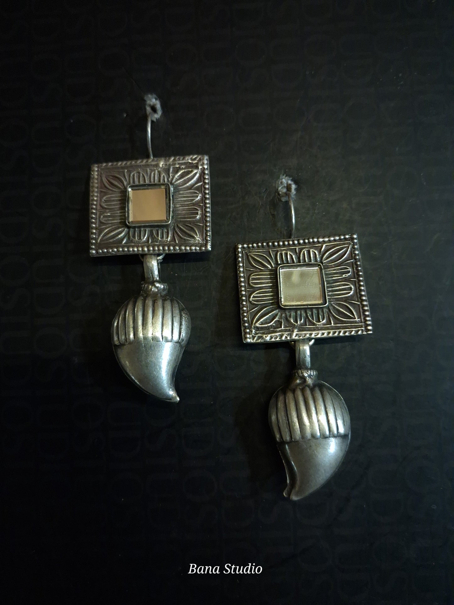 Amia Earrings