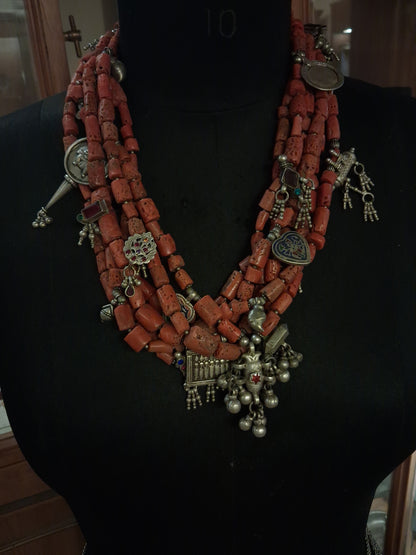 Coral Bonda Necklace