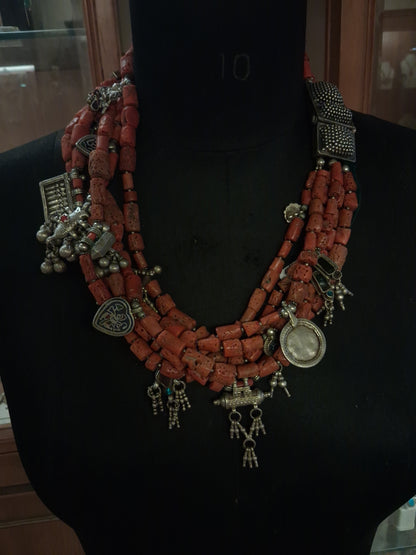 Coral Bonda Necklace