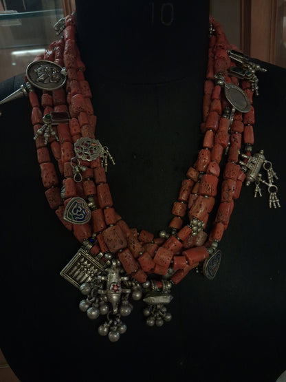 Coral Bonda Necklace