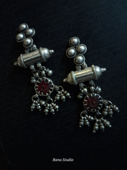 Jantar Earrings