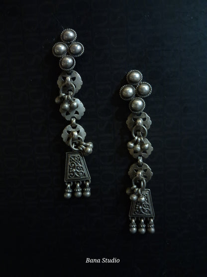 Danglers