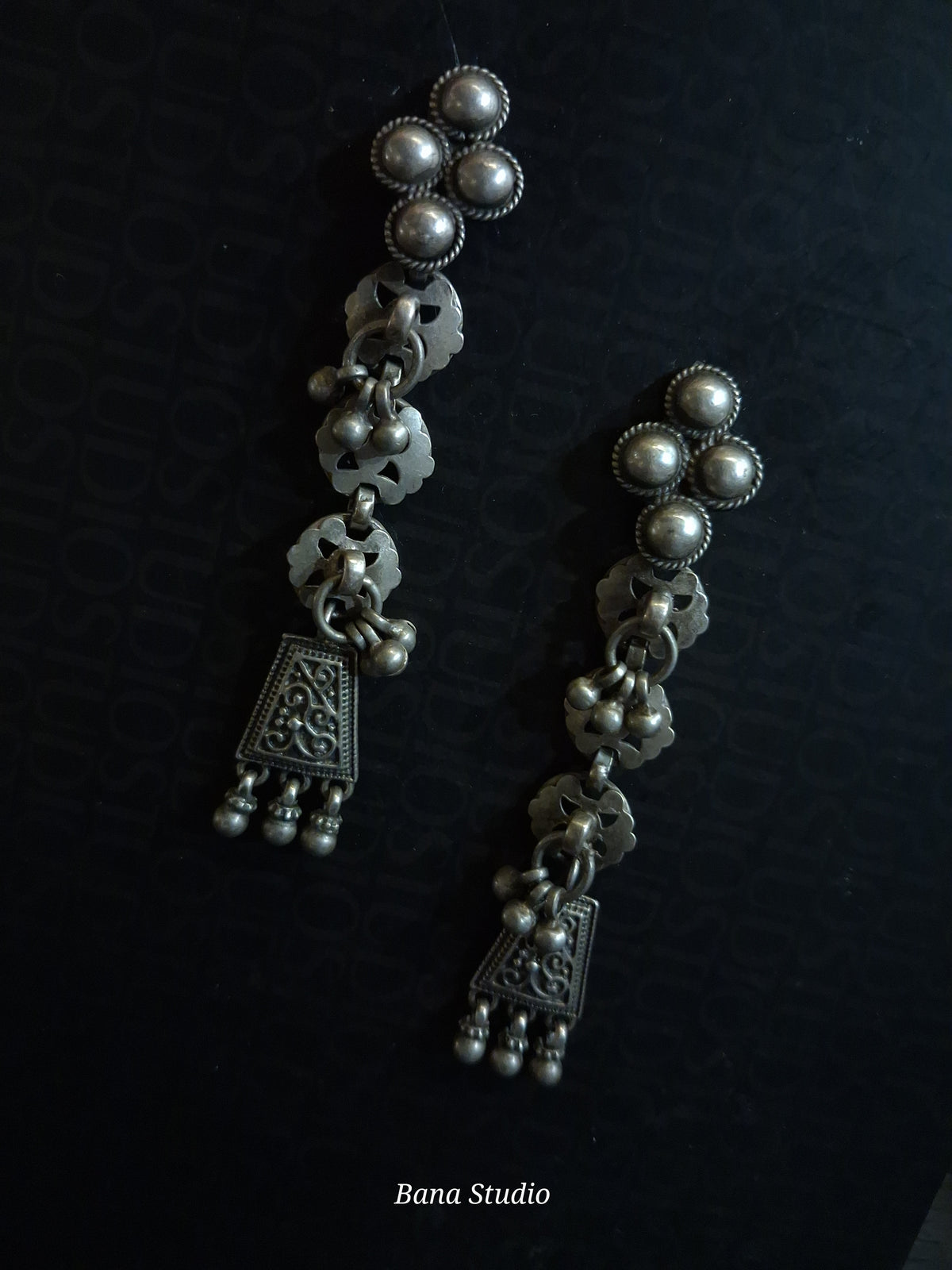 Danglers