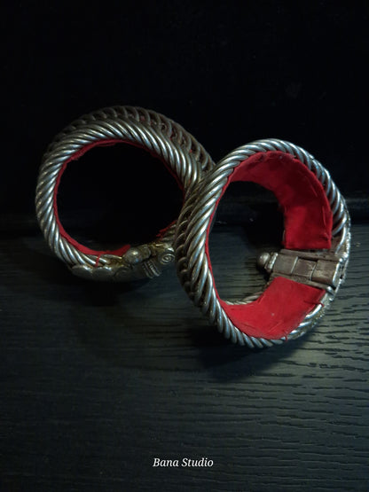 Sankhla Anklets