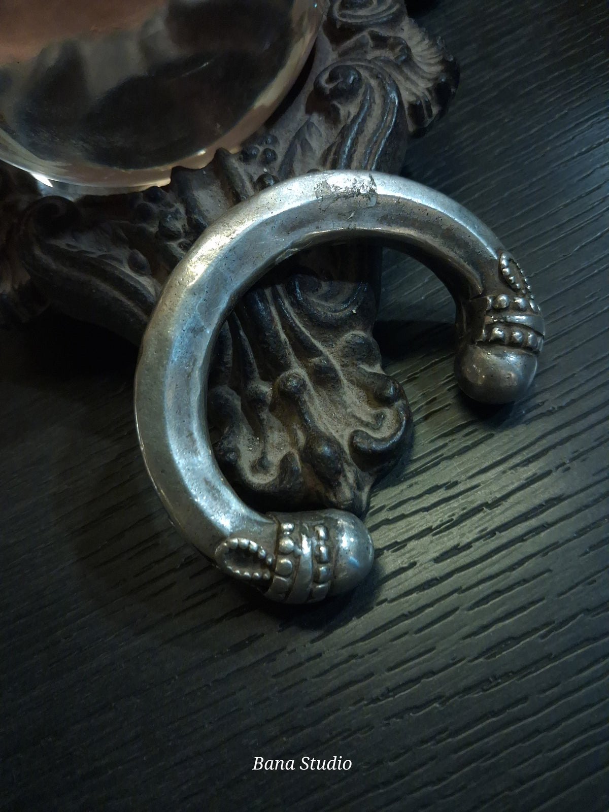 Crescent Kada
