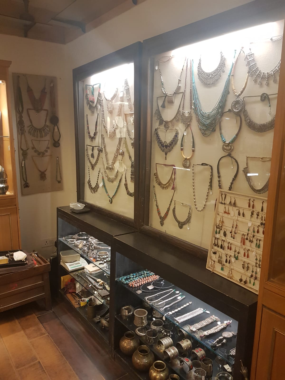 Bana Studio Showroom Picture