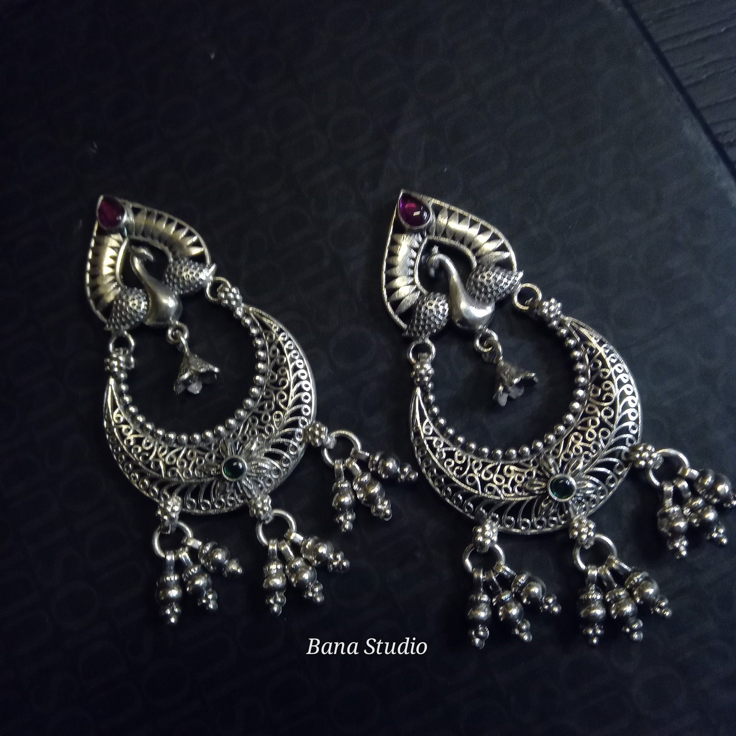 Mor Earrings