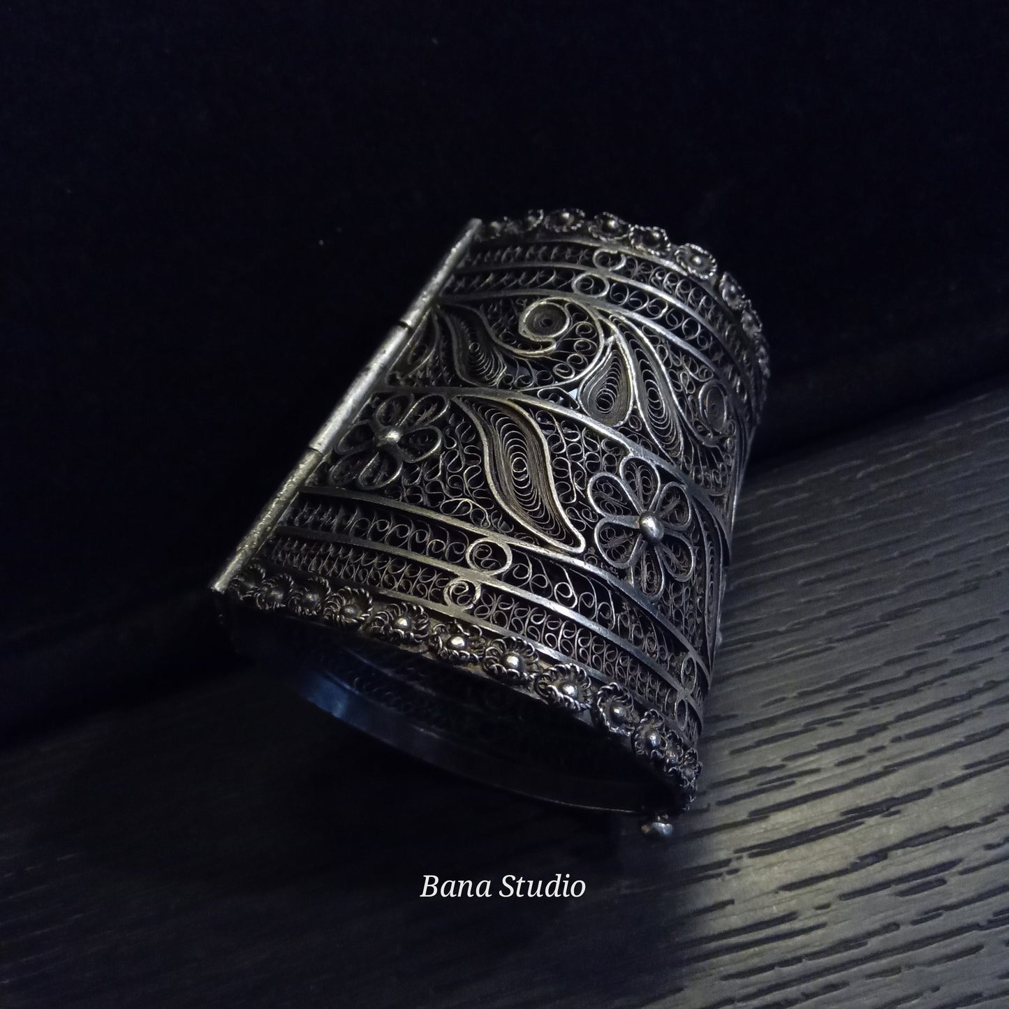 Odia Cuff