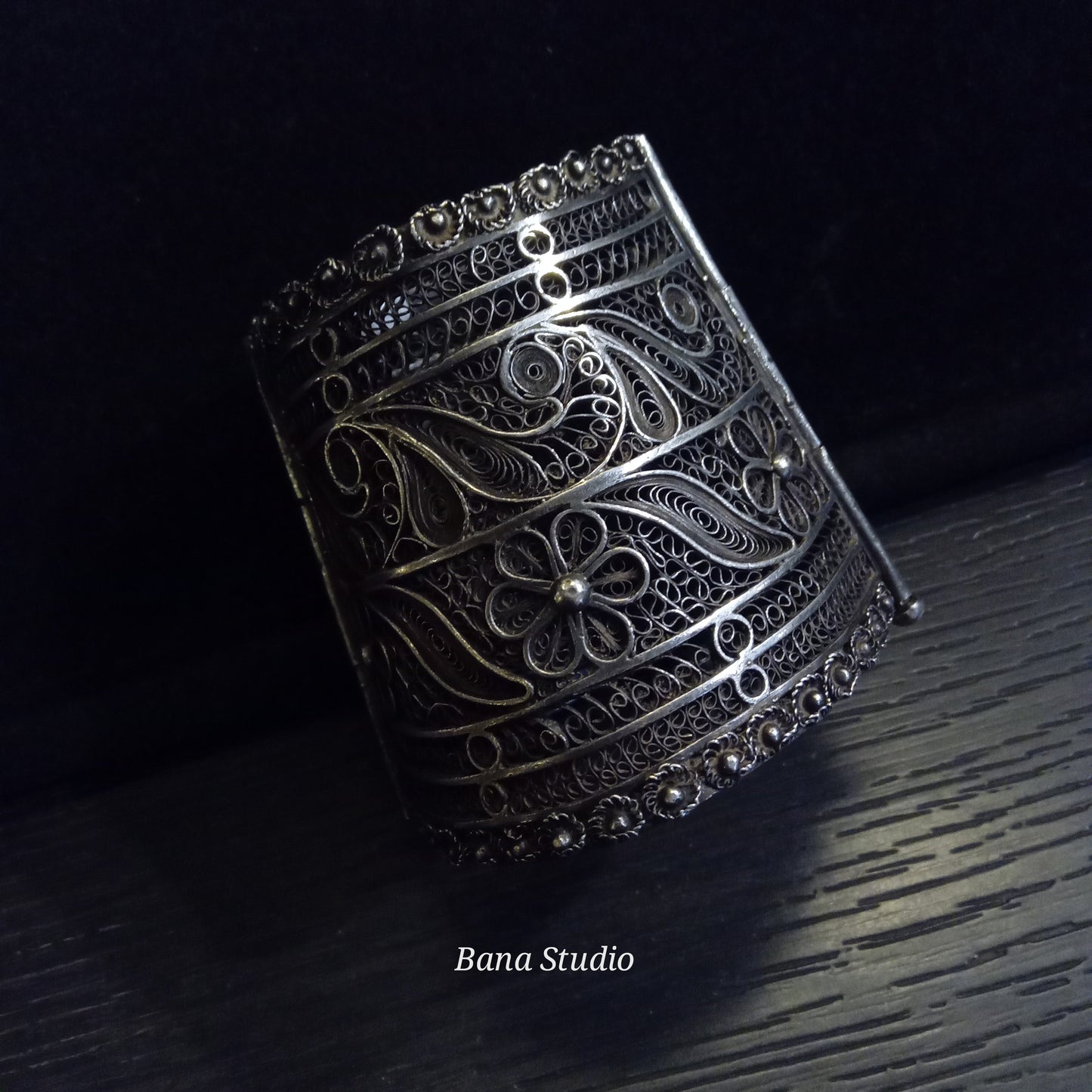 Odia Cuff