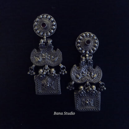 Toti Earrings